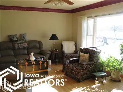 1667 60th St, Garrison, IA 52229 photo 8