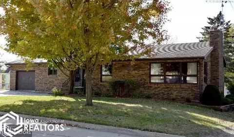 109 E Lillian Ave, Conrad, IA 50621 photo 1