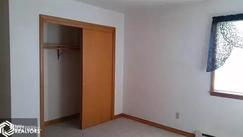 407 Clay St, Malcom, IA 50157 photo 4