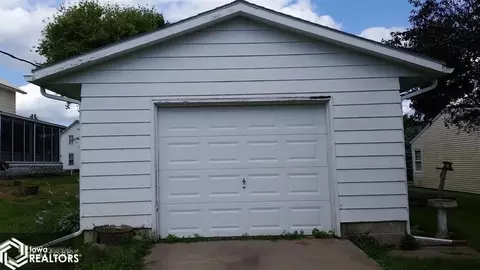 407 Clay St, Malcom, IA 50157 photo 11