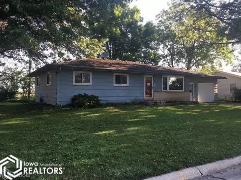 742 Circle Dr, Conrad, IA 50621 photo 1