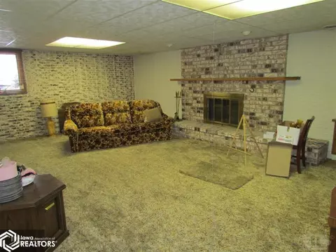 502 Clay St, Malcom, IA 50157 photo 10