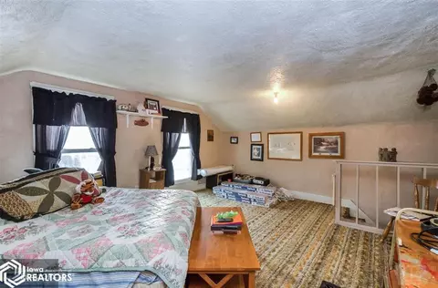 112 E 2nd, Brooklyn, IA 52211 photo 15