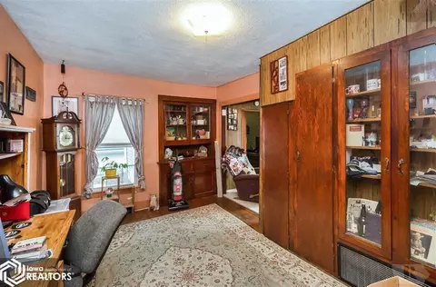 112 E 2nd, Brooklyn, IA 52211 photo 10