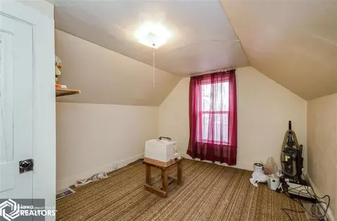 112 E 2nd, Brooklyn, IA 52211 photo 17