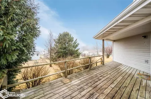 711 E Main St, Brooklyn, IA 52211 photo 24