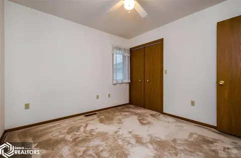 711 E Main St, Brooklyn, IA 52211 photo 14