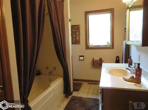 29691 Hawk Ave, Conrad, IA 50621 photo 16