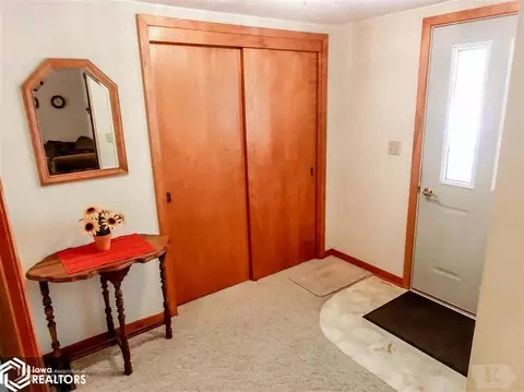 403 3rd St, Garwin, IA 50632 photo 9