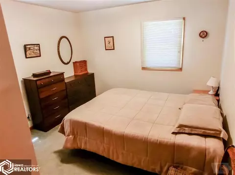 403 3rd St, Garwin, IA 50632 photo 15