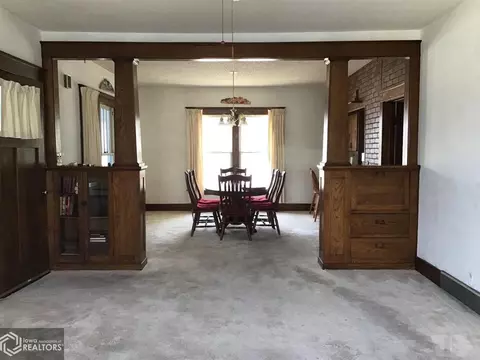 503 E Ninth St, Vinton, IA 52349 photo 11