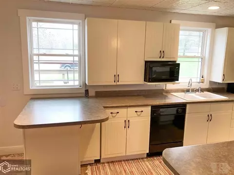 307 Main St, Shellsburg, IA 52332 photo 11