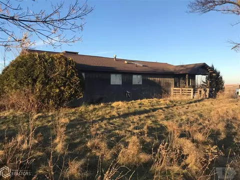2366 E Ave, Garwin, IA 50632 photo 1