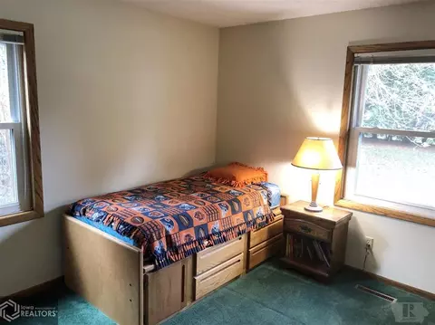 5711 Michael Dr NE, Cedar Rapids, IA 52411 photo 24