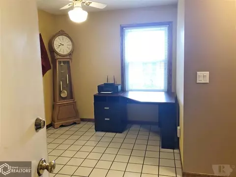 5711 Michael Dr NE, Cedar Rapids, IA 52411 photo 28