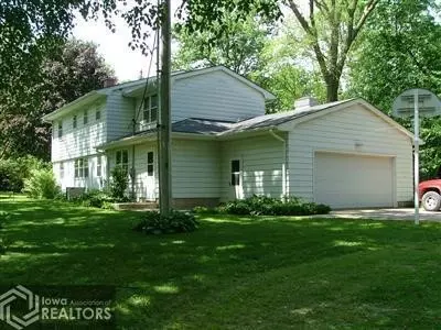 409 Hackberry Ln, Conrad, IA 50621 photo 2