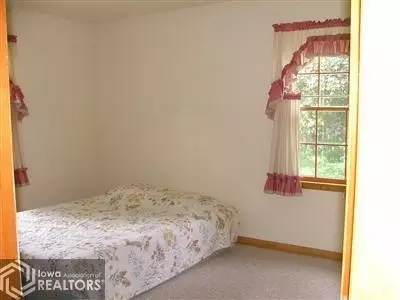 409 Hackberry Ln, Conrad, IA 50621 photo 14