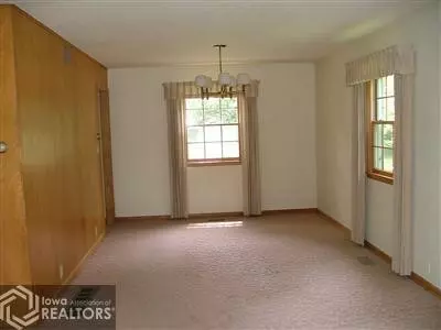 409 Hackberry Ln, Conrad, IA 50621 photo 7