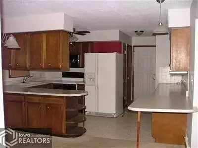 715 Circle Dr, Conrad, IA 50621 photo 5