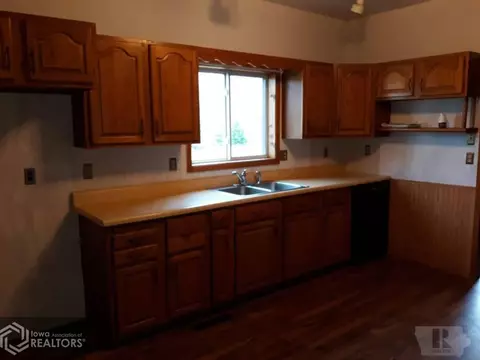 502 4th, Garwin, IA 50632 photo 11