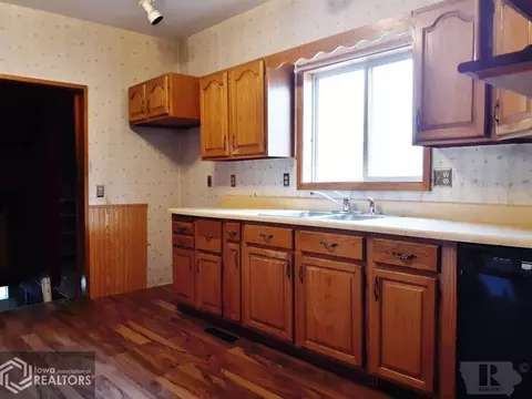 502 4th, Garwin, IA 50632 photo 9