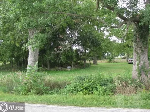 340 E Patrick St, Dougherty, IA 50433 photo 1