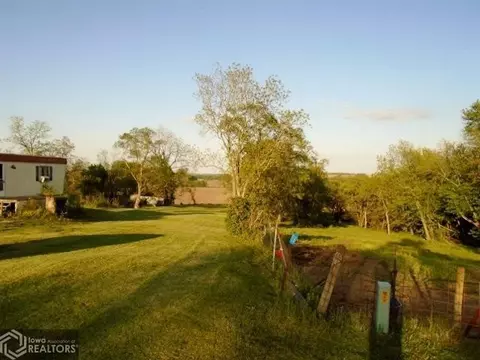 2816 Bb Ave, Deep River, IA 52316 photo 6