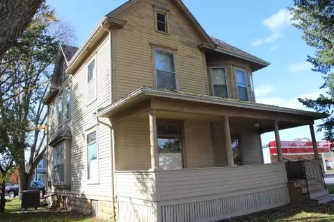 13 4th St SE, Hampton, IA 50441 photo 1