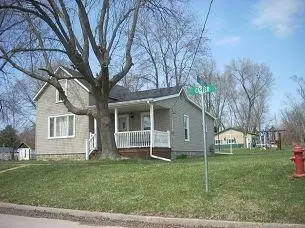 211 Caster, Eldon, IA 52554 photo 1