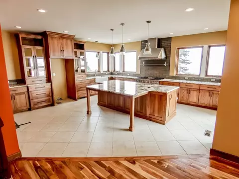 32307 E Ave, Conrad, IA 50621 photo 5