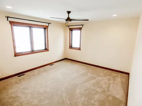 32307 E Ave, Conrad, IA 50621 photo 35