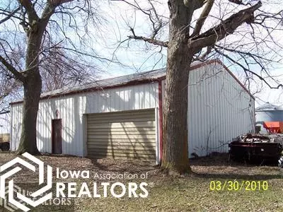 807 Apache St, Nevada, IA 50201 photo 5