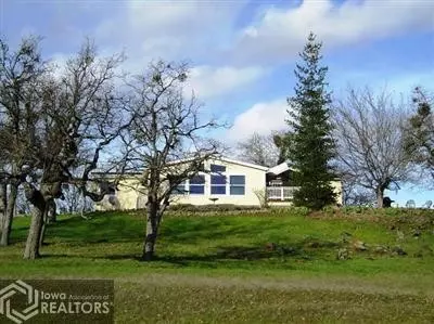 2466 Dodge Rd, Eagle Point, OR 97524 photo 1