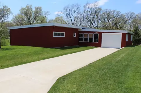 1314 6th St, Eldora, IA 50627 photo 1