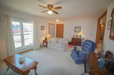 926 2nd St NW, Hampton, IA 50441 photo 11