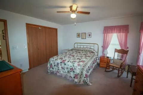 926 2nd St NW, Hampton, IA 50441 photo 12