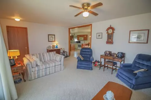 926 2nd St NW, Hampton, IA 50441 photo 10