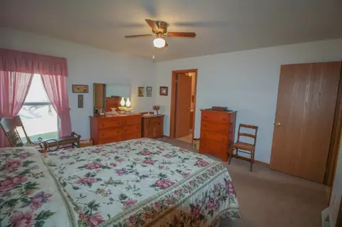 926 2nd St NW, Hampton, IA 50441 photo 14