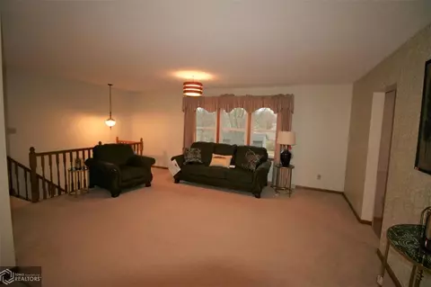 334 E Madison St, Centerville, IA 52544 photo 10
