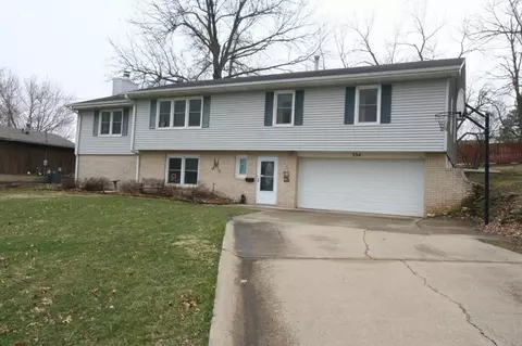334 E Madison St, Centerville, IA 52544 photo 2