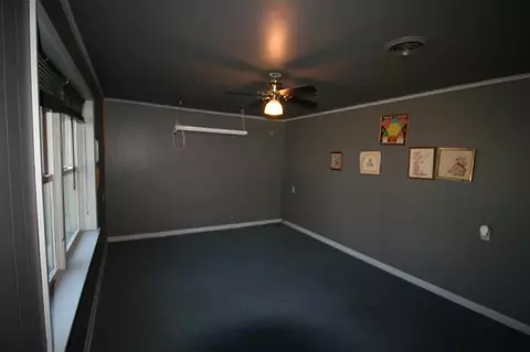 334 E Madison St, Centerville, IA 52544 photo 30