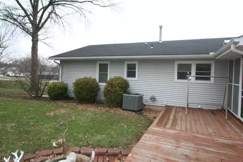 334 E Madison St, Centerville, IA 52544 photo 4