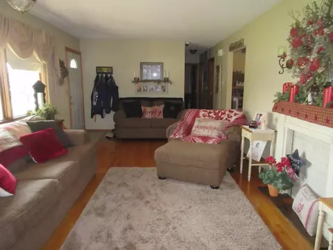 1401 Casley Dr, Hamilton, IL 62341 photo 3