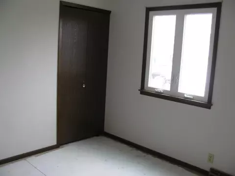 110 Broad Ave, Stanton, IA 51573 photo 6