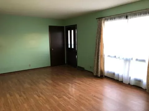 110 Broad Ave, Stanton, IA 51573 photo 5