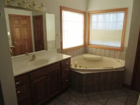 113 Wind River Dr, Hamilton, IL 62341 photo 15