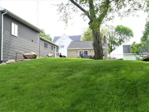 214 4th St, Dedham, IA 51440 photo 52