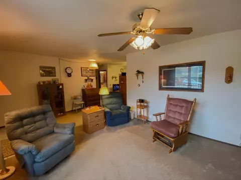 104 9th Pl NE, Hampton, IA 50441 photo 11