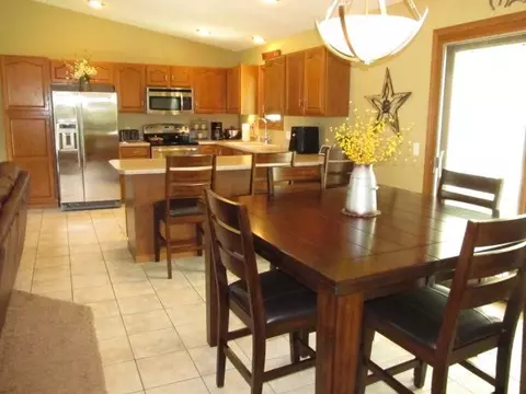 618 Ely Dr, Carroll, IA 51401 photo 5