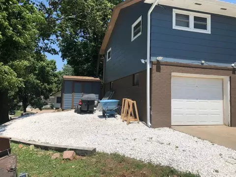 724 Sunset Dr, Denison, IA 51442 photo 10